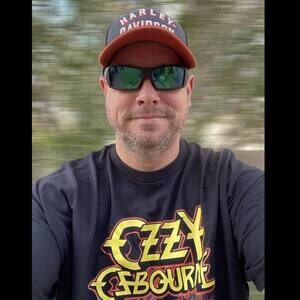 Meet your Posher, Chris